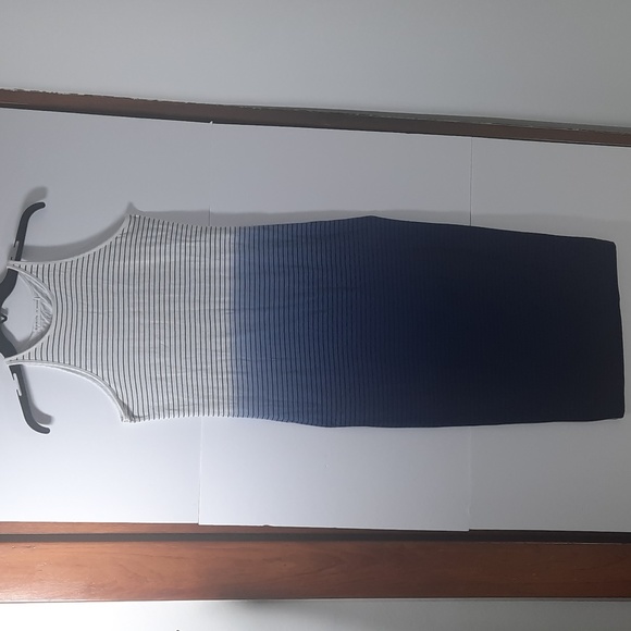 Athleta Dresses & Skirts - Athleta sunkissed midi dress ombre colored white and blue size XS